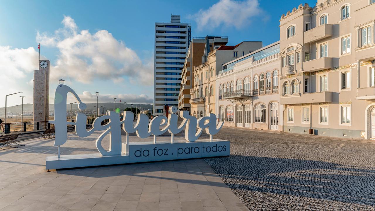 AreaMais | Lofts da Foz - Business