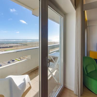 AreaMais | Relogio House